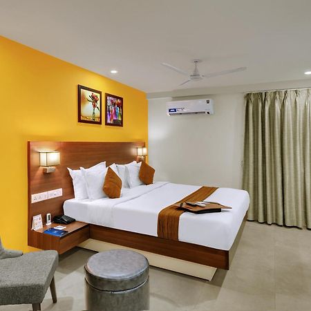 Best Western Alkapuri, Вадодара Екстериор снимка