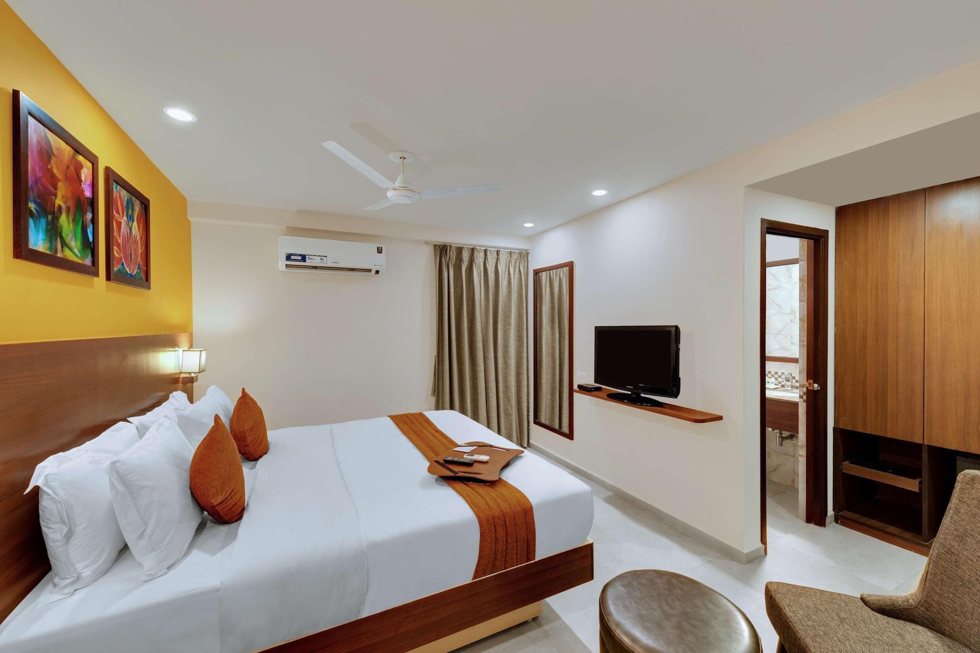 Best Western Alkapuri, Вадодара Екстериор снимка