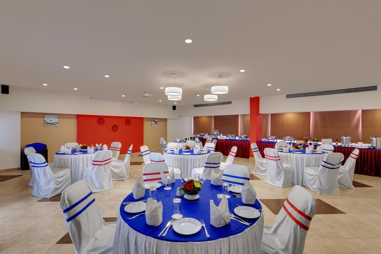 Best Western Alkapuri, Вадодара Екстериор снимка