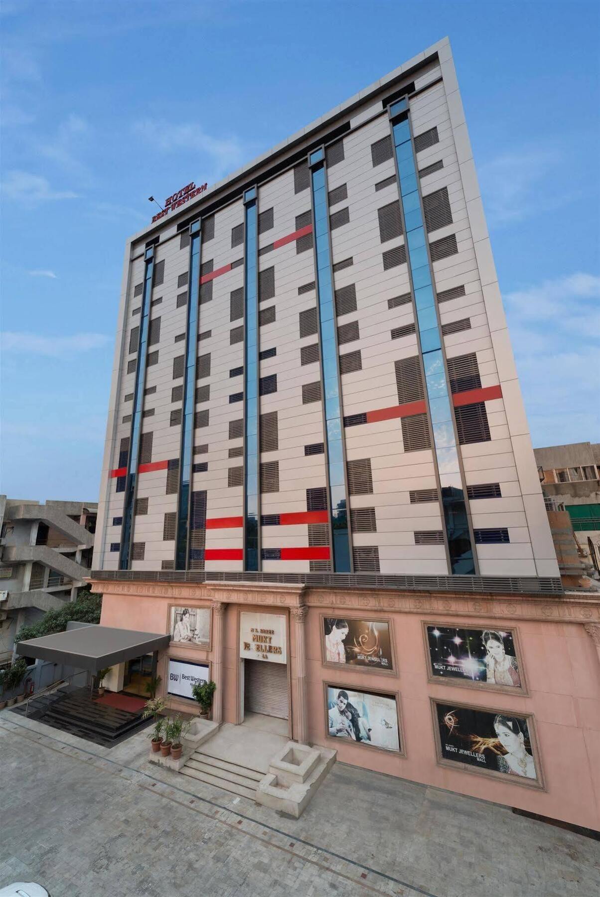 Best Western Alkapuri, Вадодара Екстериор снимка