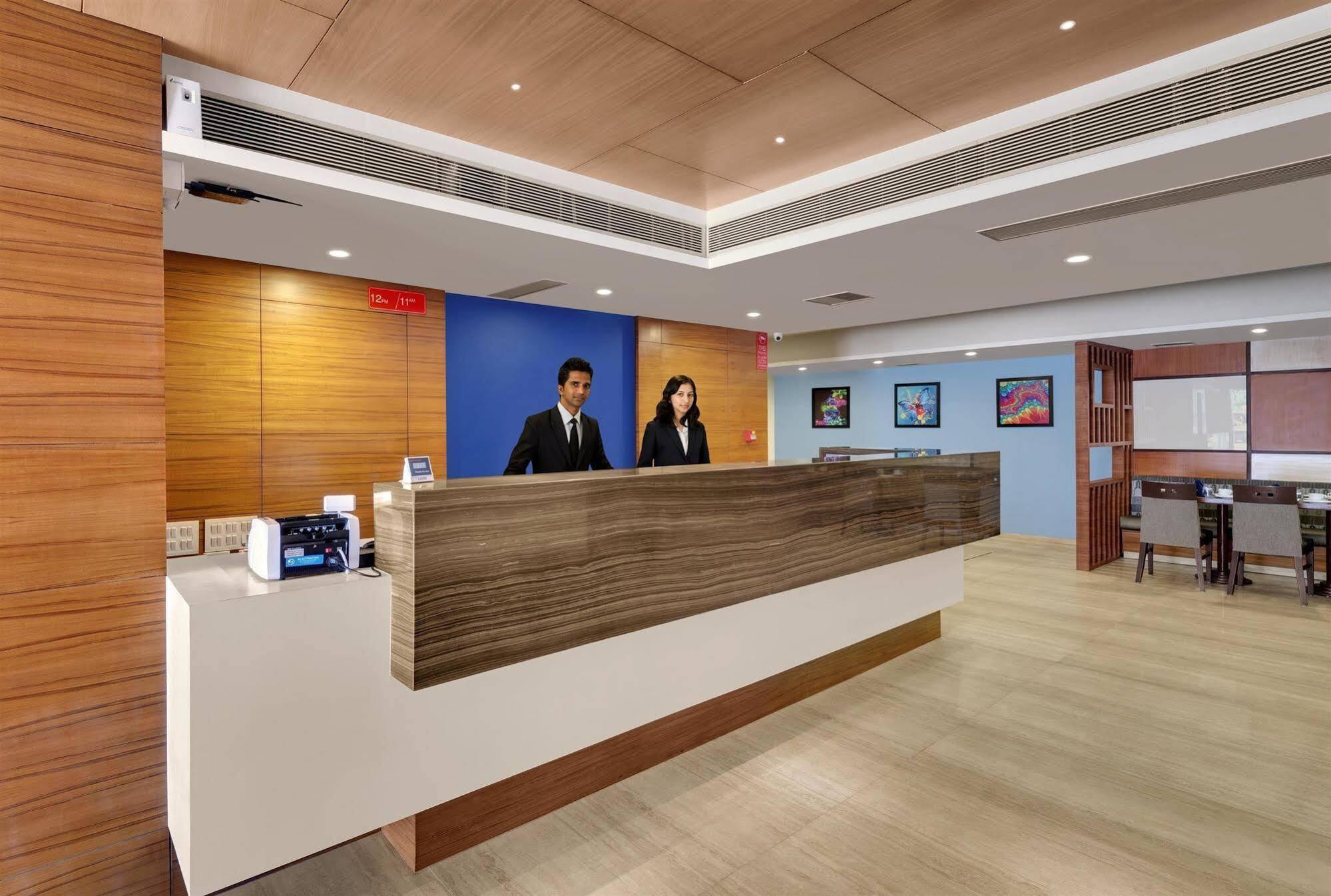 Best Western Alkapuri, Вадодара Екстериор снимка